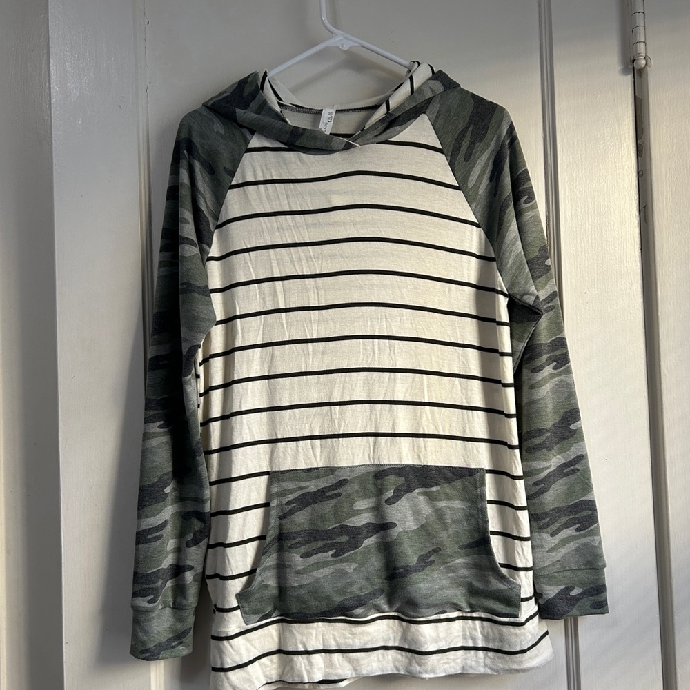 Honeyme Cream Striped Hoodie with Green Camo Sleeves
